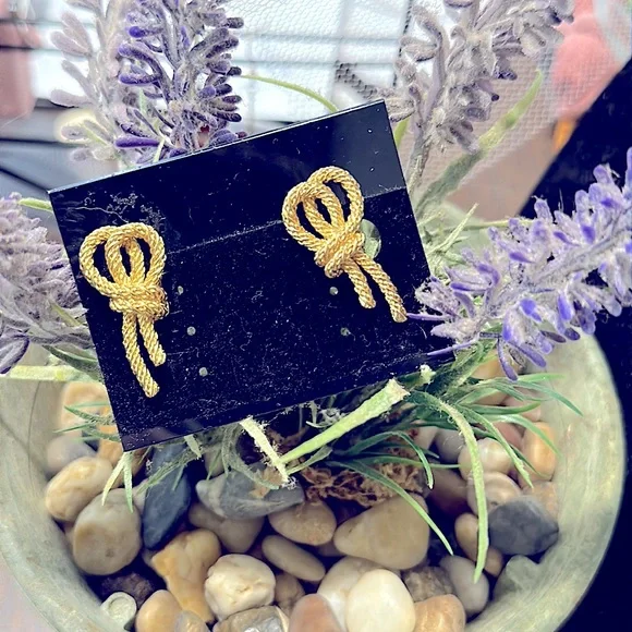 🥳HP:CHRISTIAN DIOR Glamours Gold Double Rope Loops Clip-On Rare Antique Earring - Picture 7 of 16